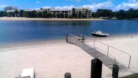 Skippers Cove Waterfront Resort - QLD Tourism 3