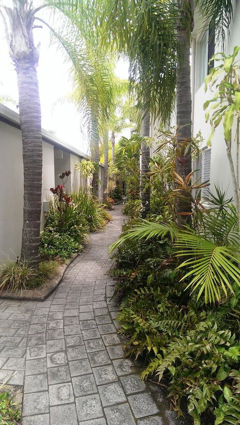 Skippers Cove Waterfront Resort - QLD Tourism 15