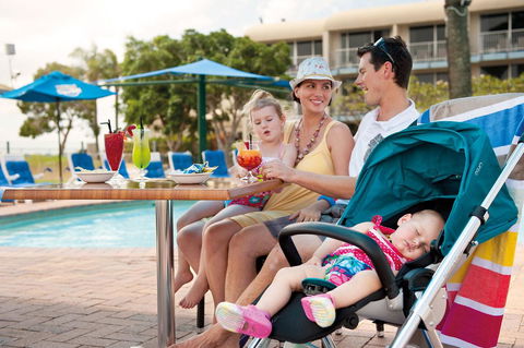 Sea World Resort - Queensland Tourism 18