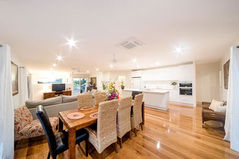 Whitsunday Luxury Homes - QLD Tourism 4