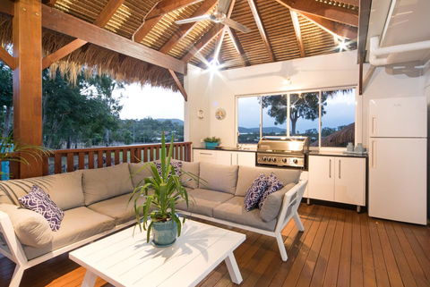 Whitsunday Luxury Homes - QLD Tourism 2