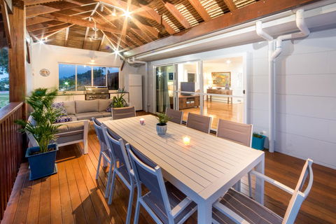Whitsunday Luxury Homes - QLD Tourism 1