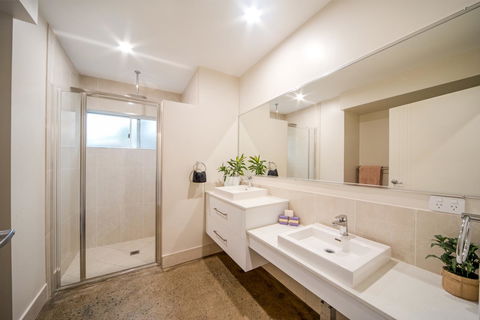 Whitsunday Luxury Homes - QLD Tourism 33
