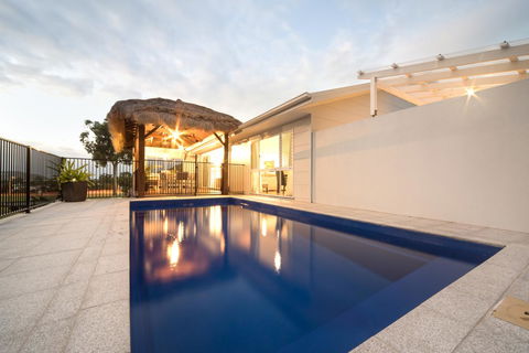 Whitsunday Luxury Homes - QLD Tourism 0