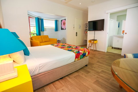 Port Douglas Motel - QLD Tourism 18