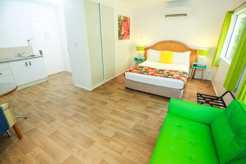 Port Douglas Motel - QLD Tourism 10