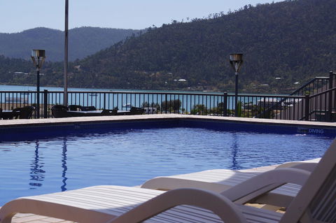 Ocean Views At Whitsunday Terraces Resort - QLD Tourism 4