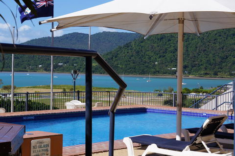 Ocean Views At Whitsunday Terraces Resort - QLD Tourism 6