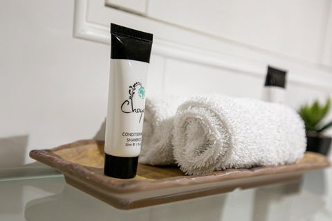 Sunlit Waters Studio Apartments - QLD Tourism 25