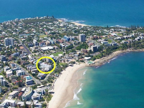 Casablanca Beachfront Apartments - QLD Tourism 8