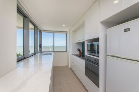Salt Yeppoon - Queensland Tourism 33