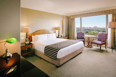 Stamford Plaza Brisbane - QLD Tourism 9