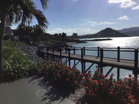 Marina View Apartment - QLD Tourism 5