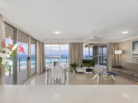 Sunbird Beach Resort Main Beach - Queensland Tourism 18