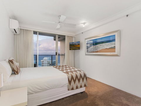 Sunbird Beach Resort Main Beach - Queensland Tourism 12
