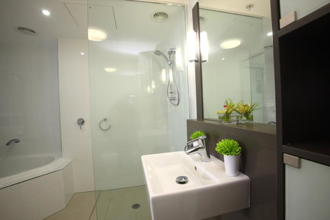 Monaco Caloundra - QLD Tourism 35