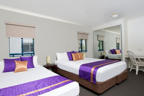Park Regis Anchorage - QLD Tourism 18