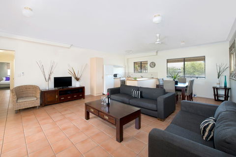 Park Regis Anchorage - QLD Tourism 19