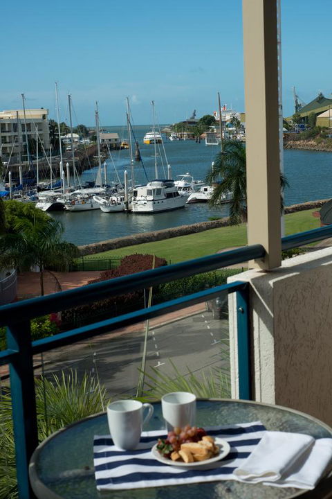 Park Regis Anchorage - QLD Tourism 4