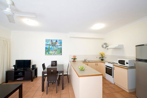 Park Regis Anchorage - QLD Tourism 6