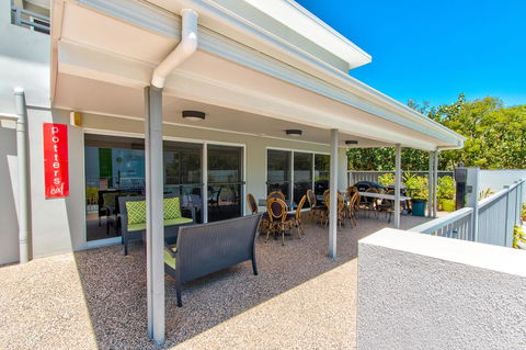 Mackay Oceanside Central Hotel Official - QLD Tourism 16