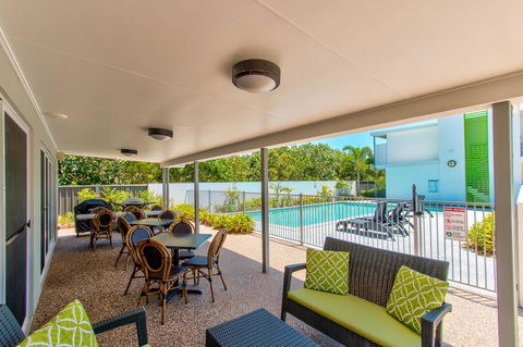 Mackay Oceanside Central Hotel Official - QLD Tourism 17