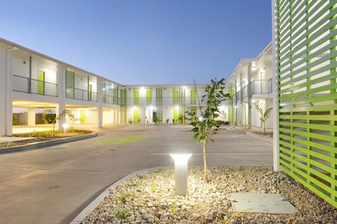 Mackay Oceanside Central Hotel Official - QLD Tourism 20