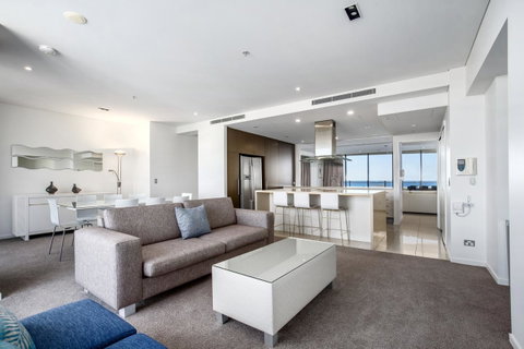 The Wave Resort - QLD Tourism 4