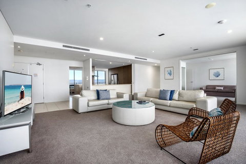 The Wave Resort - QLD Tourism 5