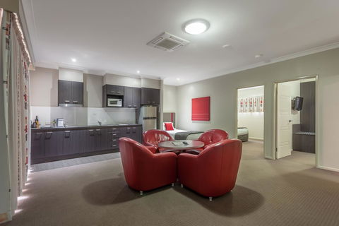 Platinum International - Queensland Tourism 2