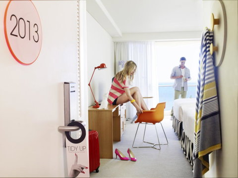 QT Gold Coast - Queensland Tourism 38