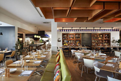 QT Gold Coast - Queensland Tourism 13