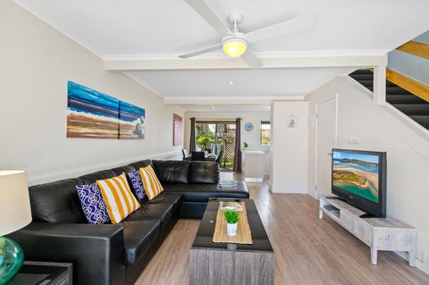 Noosa Place Resort - QLD Tourism 4