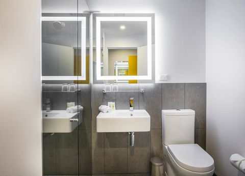 Ibis Styles Brisbane Elizabeth Street - QLD Tourism 7