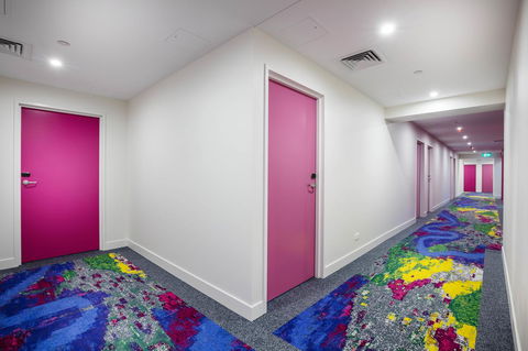Ibis Styles Brisbane Elizabeth Street - QLD Tourism 21