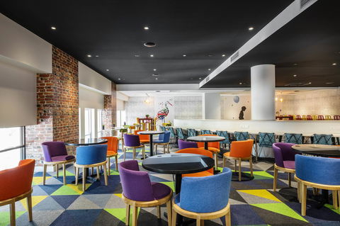 Ibis Styles Brisbane Elizabeth Street - QLD Tourism 12
