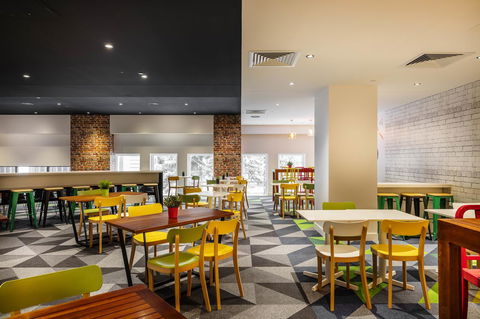 Ibis Styles Brisbane Elizabeth Street - QLD Tourism 23