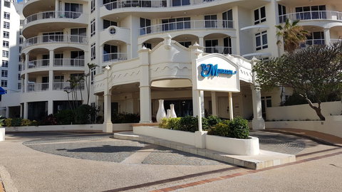 APR Private SUITES MOROC By The Beach - Queensland Tourism 7