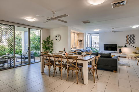 Coolum At The Beach - Queensland Tourism 32