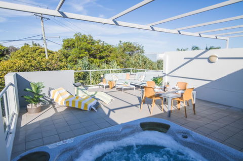 Coolum At The Beach - Queensland Tourism 34
