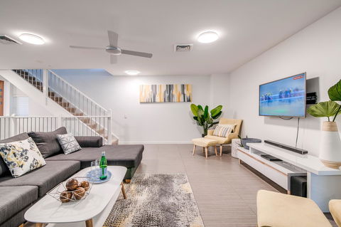Coolum At The Beach - Queensland Tourism 21