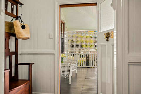 Frangipani House - QLD Tourism 2