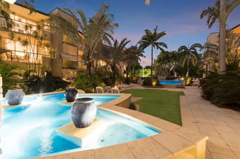 Montpellier Boutique Resort Noosa - QLD Tourism 5