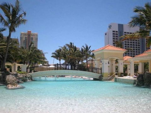 The Towers Of Chevron Renaissance - Holidays Gold Coast - Queensland Tourism 4