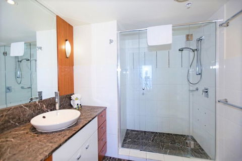 The Towers Of Chevron Renaissance - Holidays Gold Coast - Queensland Tourism 38