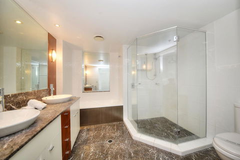 The Towers Of Chevron Renaissance - Holidays Gold Coast - Queensland Tourism 16