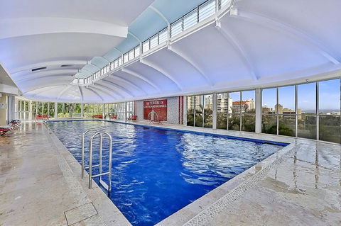 The Towers Of Chevron Renaissance - Holidays Gold Coast - Queensland Tourism 9