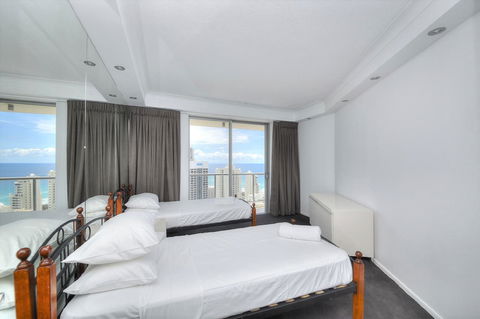 The Towers Of Chevron Renaissance - Holidays Gold Coast - Queensland Tourism 39
