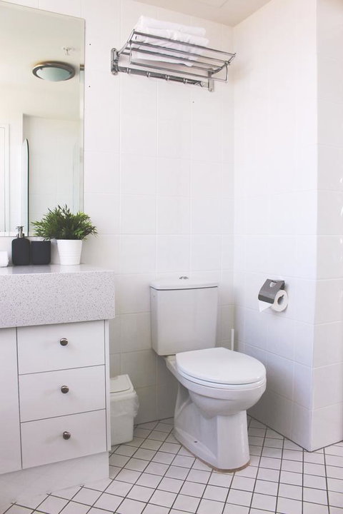 Crystal Bay On The Broadwater - QLD Tourism 16