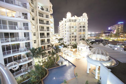 The Phoenician Resort - QLD Tourism 33